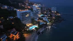 Sayan Beach 3BR | 2,400 Sq Ft Condo + Oceanview Terrace